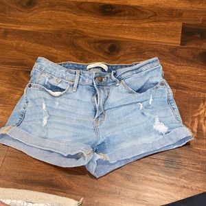women’s Abercrombie & Fitch denim shorts (4)